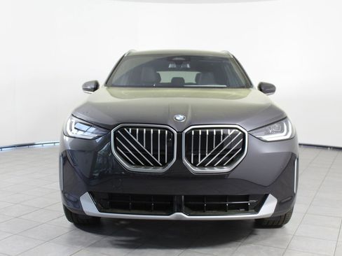 Used 2025 BMW X3 xDrive30i w/ Premium Package image 6