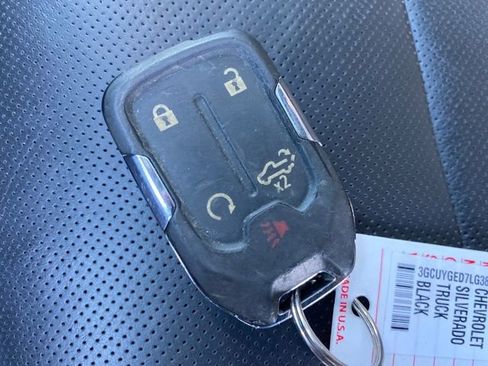 Certified 2020 Chevrolet Silverado 1500 LTZ w/ LTZ Plus Package image 28