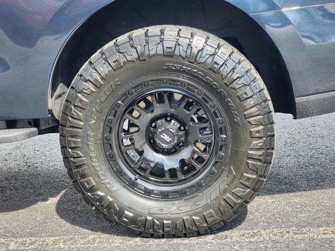 Used 2025 Ford Expedition Tremor image 10