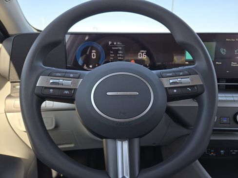 New 2026 Hyundai Kona SE image 21