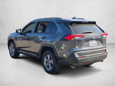 Used 2024 Toyota RAV4 XLE w/ Convenience Package FWD image 8
