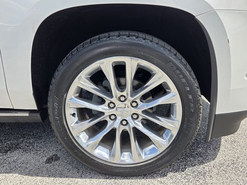 Used 2019 Cadillac Escalade Platinum RWD image 9