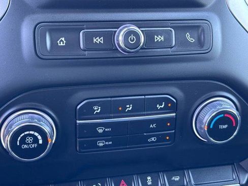 Used 2025 Chevrolet Silverado 1500 Custom RWD image 29