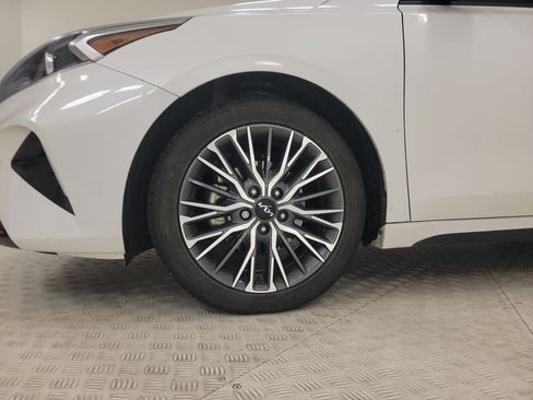 Used 2023 Kia Forte GT-Line image 10