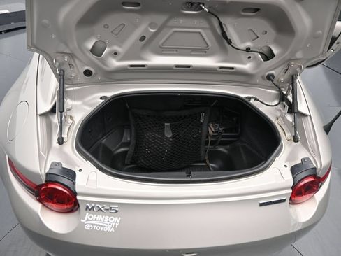 Used 2022 MAZDA MX-5 Miata RF Grand Touring w/ Weather Package RWD image 13