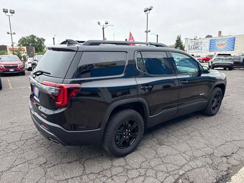 Used 2023 GMC Acadia AT4 w/ Technology Package AWD/4WD image 10