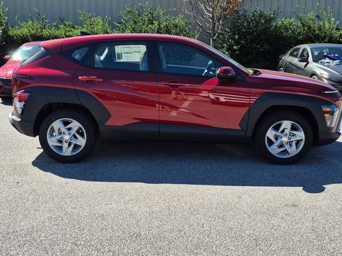 New 2027 Hyundai Kona SE FWD image 5