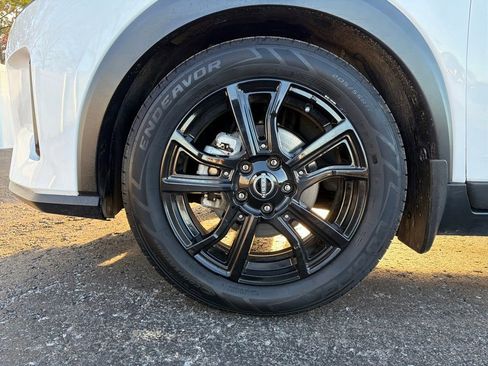 Used 2023 Nissan Kicks SR image 30