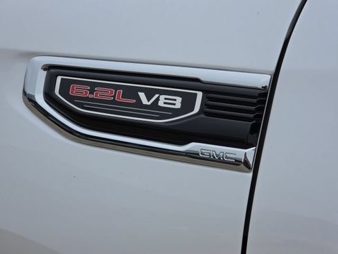Used 2023 GMC Sierra 1500 Denali AWD/4WD image 8