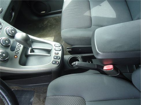 Used 2006 Pontiac Torrent 2WD w/ Preferred Package image 25