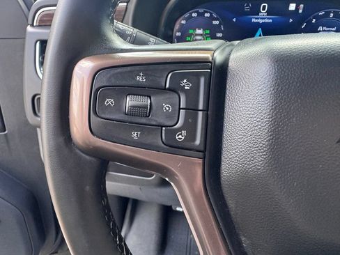 Used 2023 Chevrolet Suburban High Country AWD/4WD image 14
