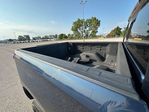 Used 2020 Chevrolet Silverado 1500 LT Trail Boss AWD/4WD image 13