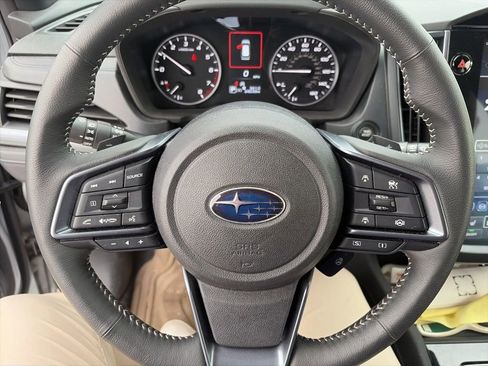 Used 2025 Subaru Forester Limited AWD/4WD image 2