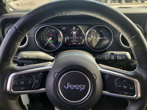 Used 2021 Jeep Wrangler Unlimited Sahara w/ Cold Weather Group image 29