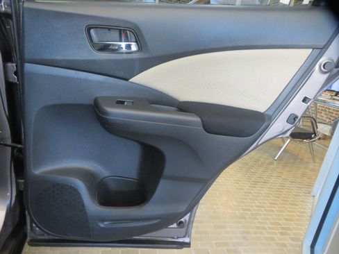 Used 2016 Honda CR-V EX image 18