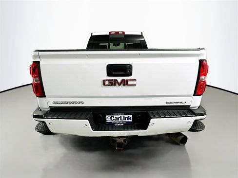 Used 2017 GMC Sierra 2500 Denali w/ Duramax Plus Package image 7