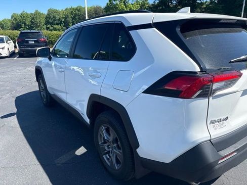 Used 2024 Toyota RAV4 XLE w/ Convenience Package AWD/4WD image 9