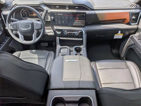 New 2026 GMC Sierra 2500 Denali w/ Denali Reserve Package AWD/4WD image 15