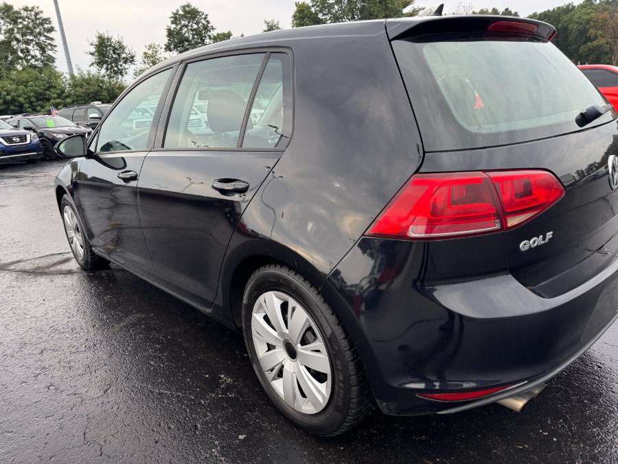 Used 2015 Volkswagen Golf S FWD image 10