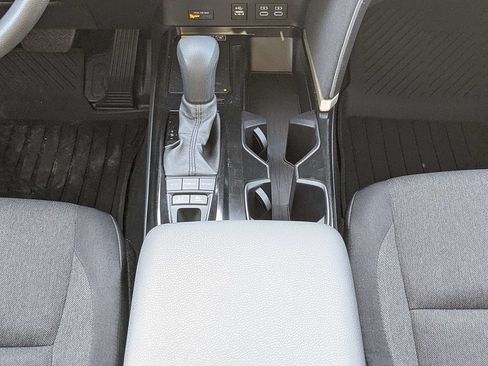Used 2025 Toyota Camry LE FWD image 18