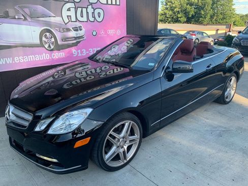 Used 2013 Mercedes-Benz E 350 E 350 2dr Convertible image 3