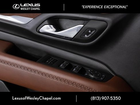 Used 2023 GMC Yukon Denali Ultimate AWD/4WD image 21