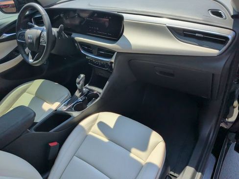 Used 2024 Buick Encore GX Avenir w/ Avenir Convenience Package FWD image 18