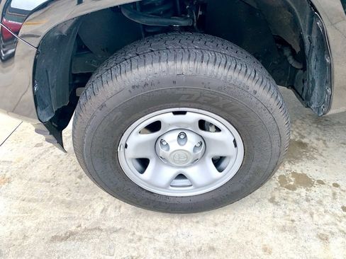 Used 2023 Toyota Tacoma SR AWD/4WD image 10