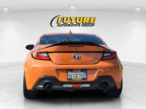 Used 2023 Toyota GR86 10th Anniversary SE RWD image 8