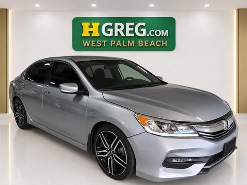 Used 2017 Honda Accord Sport Special Edition image 4
