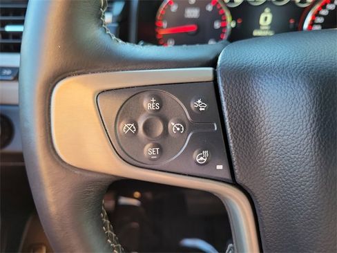 Used 2015 GMC Yukon XL Denali w/ Premium Package image 5