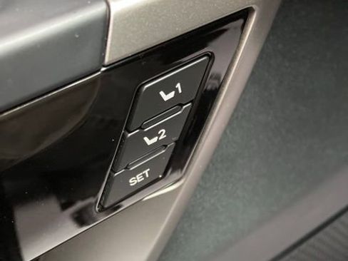 Used 2024 Toyota Sequoia Limited image 59