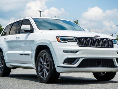 Used 2019 Jeep Grand Cherokee High Altitude AWD/4WD image 7