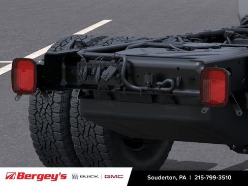 New 2026 GMC Sierra 3500 SLE AWD/4WD image 13