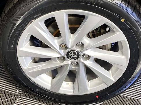 Used 2023 Toyota Camry LE AWD/4WD image 27