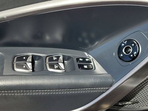 Used 2017 Hyundai Santa Fe Sport w/ 2.0T Ultimate Tech Package 05 AWD/4WD image 11