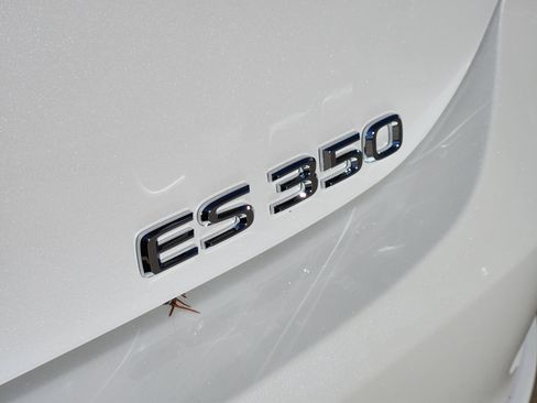 New 2025 Lexus ES 350 w/ Premium Package image 7