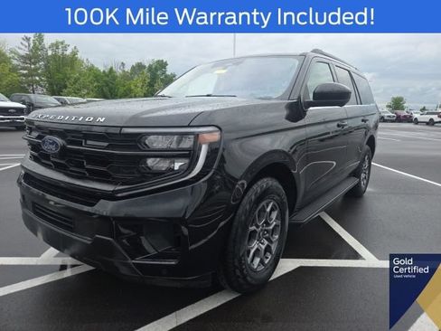 Used 2025 Ford Expedition Active AWD/4WD image 2