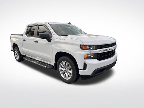 Used 2022 Chevrolet Silverado 1500 Custom RWD image 2
