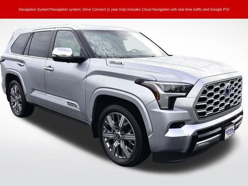 Used 2024 Toyota Sequoia Capstone image 6