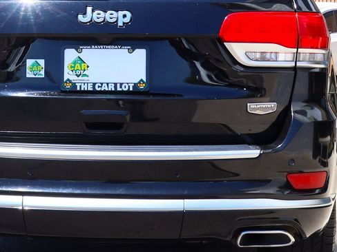 Used 2019 Jeep Grand Cherokee Summit w/ Platinum Series Group AWD/4WD image 20