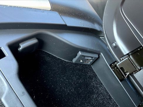 Used 2014 Chevrolet Corvette Stingray Convertible w/ 3LT Preferred Equipment Group image 25