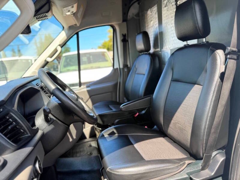 Used 2025 Ford Transit 350 XLT AWD/4WD image 15
