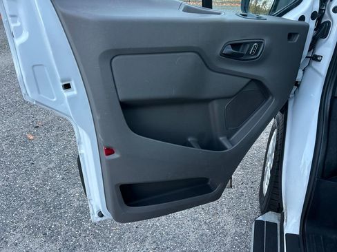 Used 2024 Ford Transit 250 Low Roof w/ Exterior Upgrade Package image 12