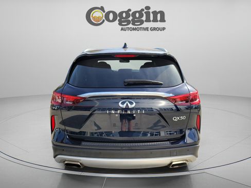Used 2021 INFINITI QX50 Luxe FWD image 3