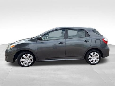 Used 2009 Toyota Matrix w/ PWR Pkg FWD image 5