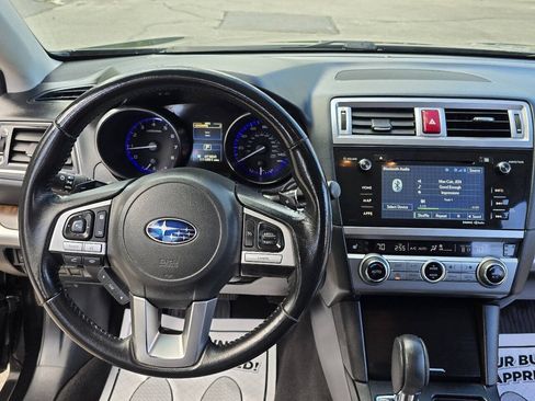 Used 2016 Subaru Outback 2.5i Limited AWD/4WD image 23