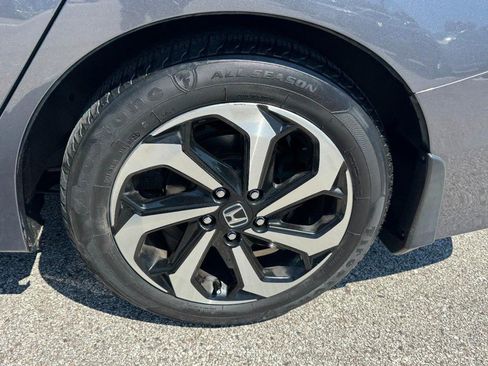 Used 2016 Honda Accord EX image 27