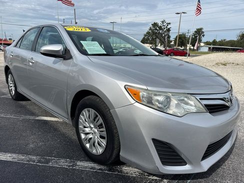 Used 2013 Toyota Camry LE FWD image 7
