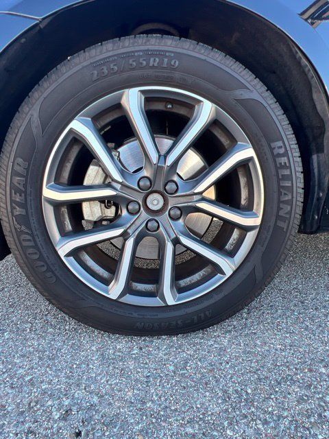 Used 2017 Volvo XC60 T6 Dynamic w/ Preferred Option Package AWD/4WD image 37
